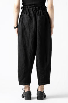 画像をギャラリービューアに読み込む, YUTA MATSUOKA easy darts pants / sofa linen (black)