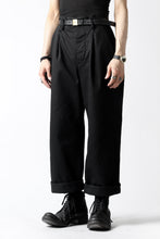 画像をギャラリービューアに読み込む, KLASICA GRIOTTE 2 TUCKED WIDE TROUSERS / CHINO CLOTH (BLACK)