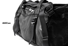 Load image into Gallery viewer, ISAMU KATAYAMA BACKLASH 3WAY FORMED BAG / Italy Shoulder+JP-Tanned Steer
