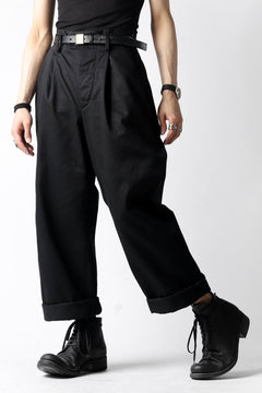 画像をギャラリービューアに読み込む, KLASICA GRIOTTE 2 TUCKED WIDE TROUSERS / CHINO CLOTH (BLACK)