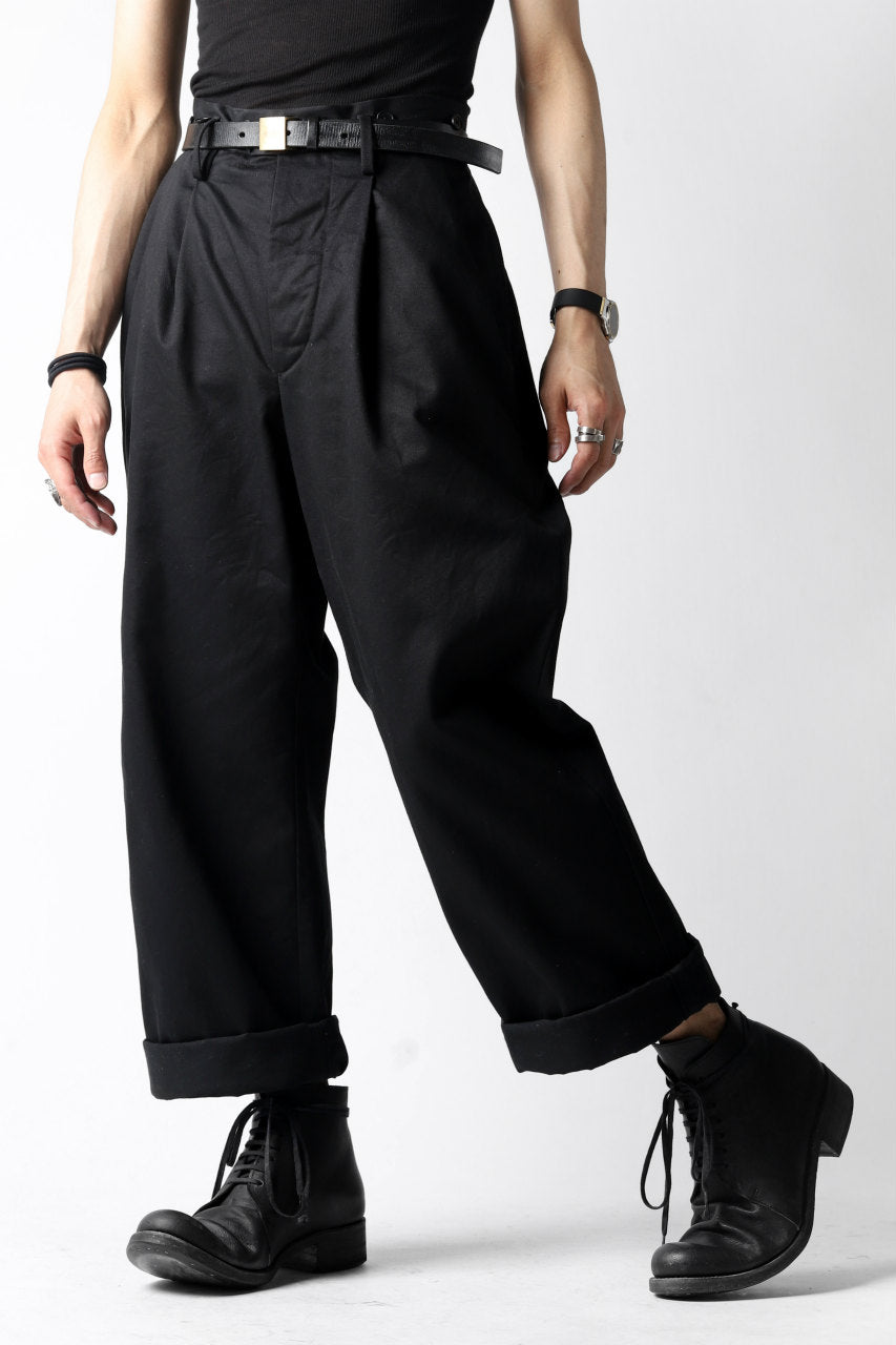 画像をギャラリービューアに読み込む, KLASICA GRIOTTE 2 TUCKED WIDE TROUSERS / CHINO CLOTH (BLACK)