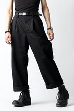 画像をギャラリービューアに読み込む, KLASICA GRIOTTE 2 TUCKED WIDE TROUSERS / CHINO CLOTH (BLACK)