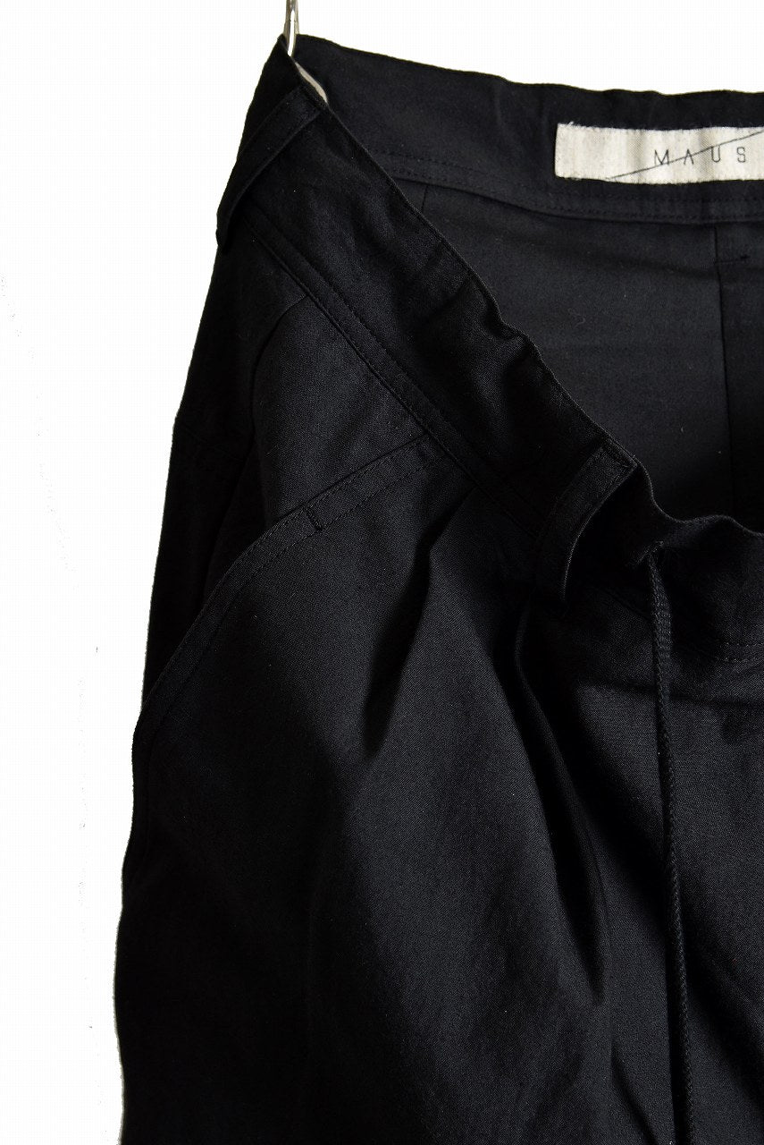 画像をギャラリービューアに読み込む, N/07 "MAUSK Detail"  Three Dimensional Wide Tuck & Dart Cropped Pants with Draw Code (BLACK)