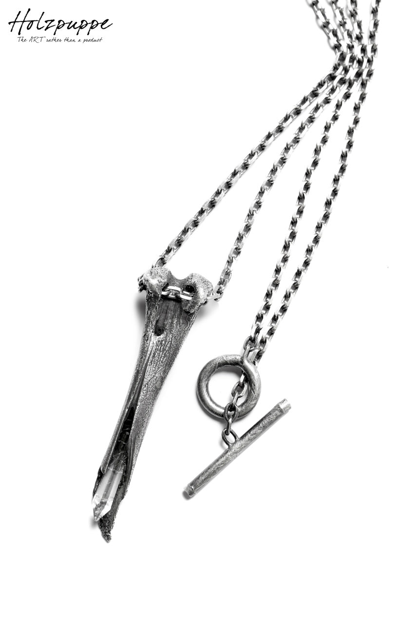 画像をギャラリービューアに読み込む, Holzpuppe exclusive Femur Bone Pendants with White Quartz