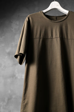 Load image into Gallery viewer, blackcrow short sleeve cutsewn / silky touch cotton (khaki)