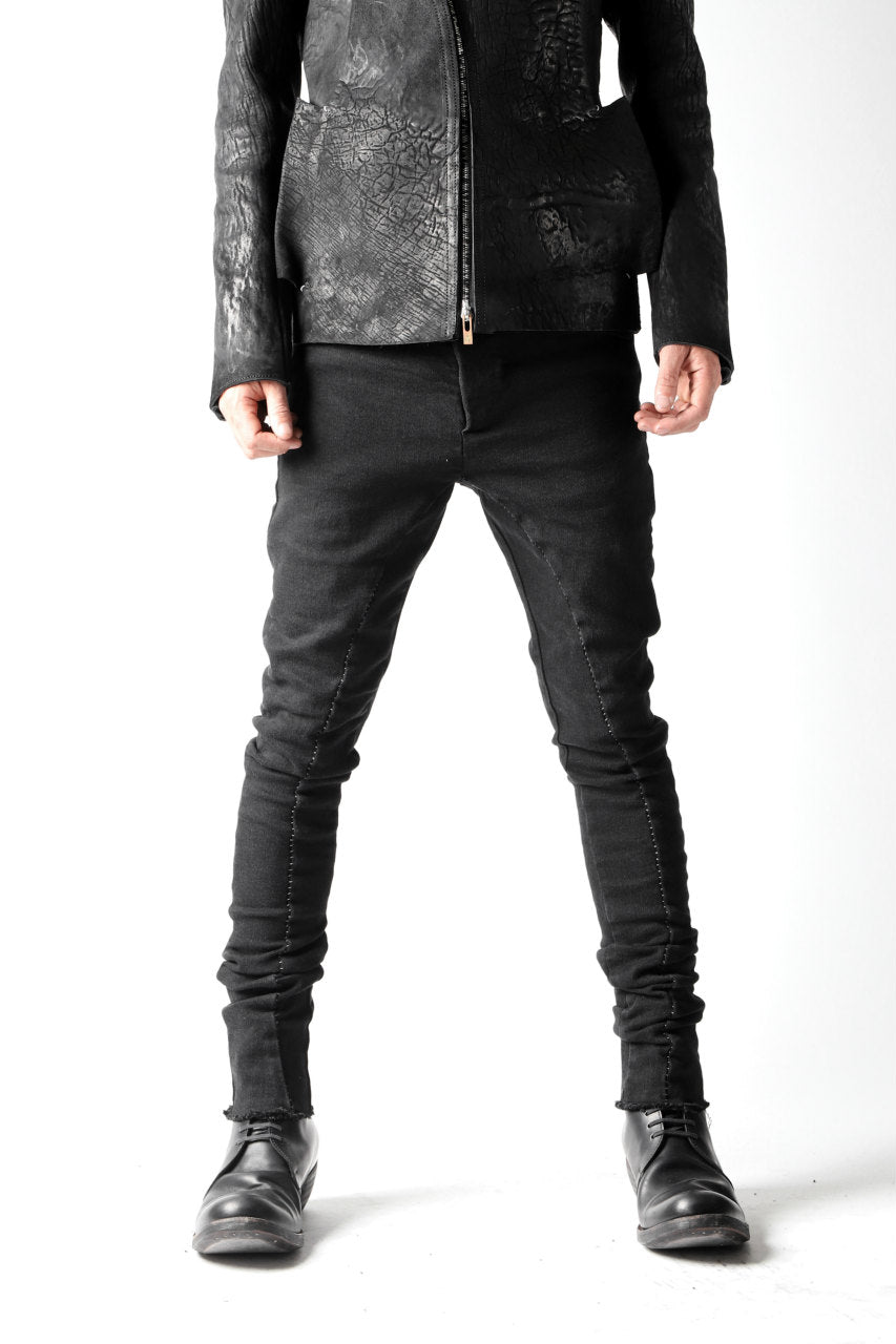 画像をギャラリービューアに読み込む, thomkrom OVERLOCKED BIAS FRONT SKINNY / STRETCH DENIM (BLACK)