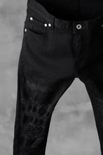 Load image into Gallery viewer, ISAMU KATAYAMA BACKLASH HIGH POWER STRETCH SKINNY PANTS (REPAIRED DEERSKIN)