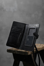 Load image into Gallery viewer, ISAMU KATAYAMA BACKLASH SMART PHONE CASE/PURSE / ITALY DOUBLE SHOULDER (BLACK)