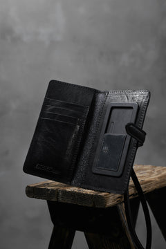 Load image into Gallery viewer, ISAMU KATAYAMA BACKLASH SMART PHONE CASE/PURSE / ITALY DOUBLE SHOULDER (BLACK)