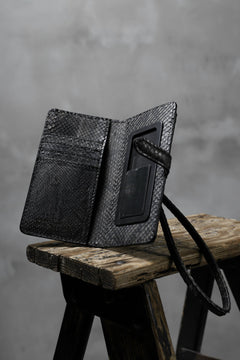 画像をギャラリービューアに読み込む, ISAMU KATAYAMA BACKLASH SMART PHONE CASE/PURSE (SUMI DYED PYTHON)