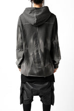 画像をギャラリービューアに読み込む, thomkrom DYEING SWITCH PULLOVER HOODIE (COLD DYE BLACK)