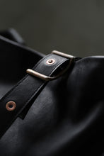 画像をギャラリービューアに読み込む, ierib exclusive practical-583 shoulder bag / Natural Camel (BLACK)