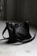 画像をギャラリービューアに読み込む, ierib exclusive practical-583 shoulder bag / Natural Camel (BLACK)