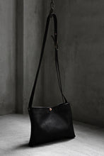 画像をギャラリービューアに読み込む, ierib exclusive practical-583 shoulder bag / Natural Camel (BLACK)