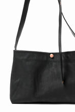 画像をギャラリービューアに読み込む, ierib exclusive practical-583 shoulder bag / Natural Camel (BLACK)