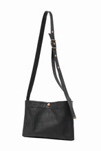 画像をギャラリービューアに読み込む, ierib exclusive practical-583 shoulder bag / Natural Camel (BLACK)