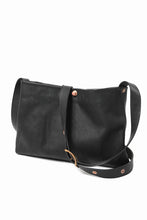 画像をギャラリービューアに読み込む, ierib exclusive practical-583 shoulder bag / Natural Camel (BLACK)