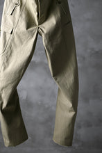 Load image into Gallery viewer, blackcrow worker pocket trousers / cotton woven (BEIGE)