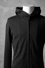 Load image into Gallery viewer, blackcrow set-in hoodie zip parka / cotton&ramie jersey (black)