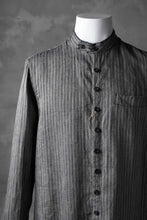 Load image into Gallery viewer, KLASICA STRIPED HERRINGBONE LINEN SHIRT / GARMENT WASHED (NAVY)
