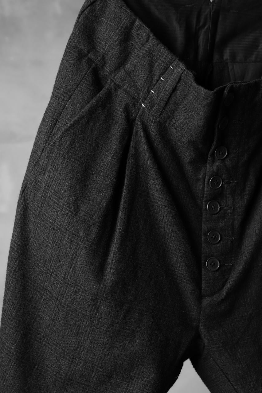 Load image into Gallery viewer, KLASICA DARK CHECK SABRON WIDE TROUSERS / WASH OUT MIX WEAVE (DARK CHECK)
