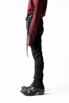 画像をギャラリービューアに読み込む, thomkrom OVERLOCKED SKINNY TROUSERS / STRETCH DENIM (BLACK)