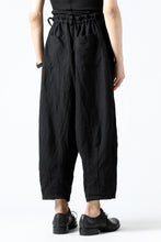 画像をギャラリービューアに読み込む, YUTA MATSUOKA easy darts pants / sofa linen (black)