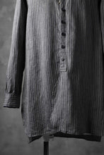 Load image into Gallery viewer, KLASICA STRIPED HERRINGBONE LINEN SHIRT / GARMENT WASHED (NAVY)
