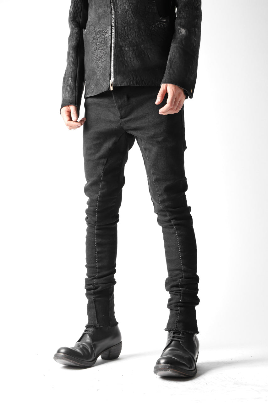 画像をギャラリービューアに読み込む, thomkrom OVERLOCKED BIAS FRONT SKINNY / STRETCH DENIM (BLACK)