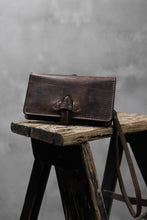 Load image into Gallery viewer, ISAMU KATAYAMA BACKLASH SMART PHONE CASE/PURSE / ITALY DOUBLE SHOULDER (DARK BROWN)