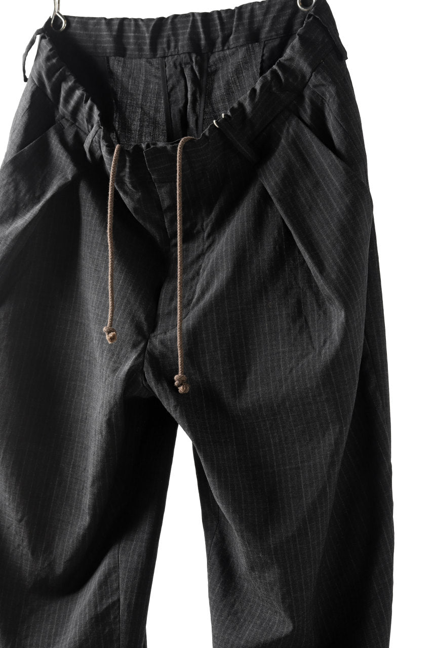 Load image into Gallery viewer, COLINA W-TUCK PANTS / WASHABLE WOOL TROPICAL (STRIPE)