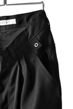 画像をギャラリービューアに読み込む, N/07 "MAUSK Detail" Three Dimensional Wide Tuck / Dart Cropped Pants #2 (BLACK)