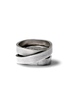 画像をギャラリービューアに読み込む, Holzpuppe Triple banded silver ring with unique texture