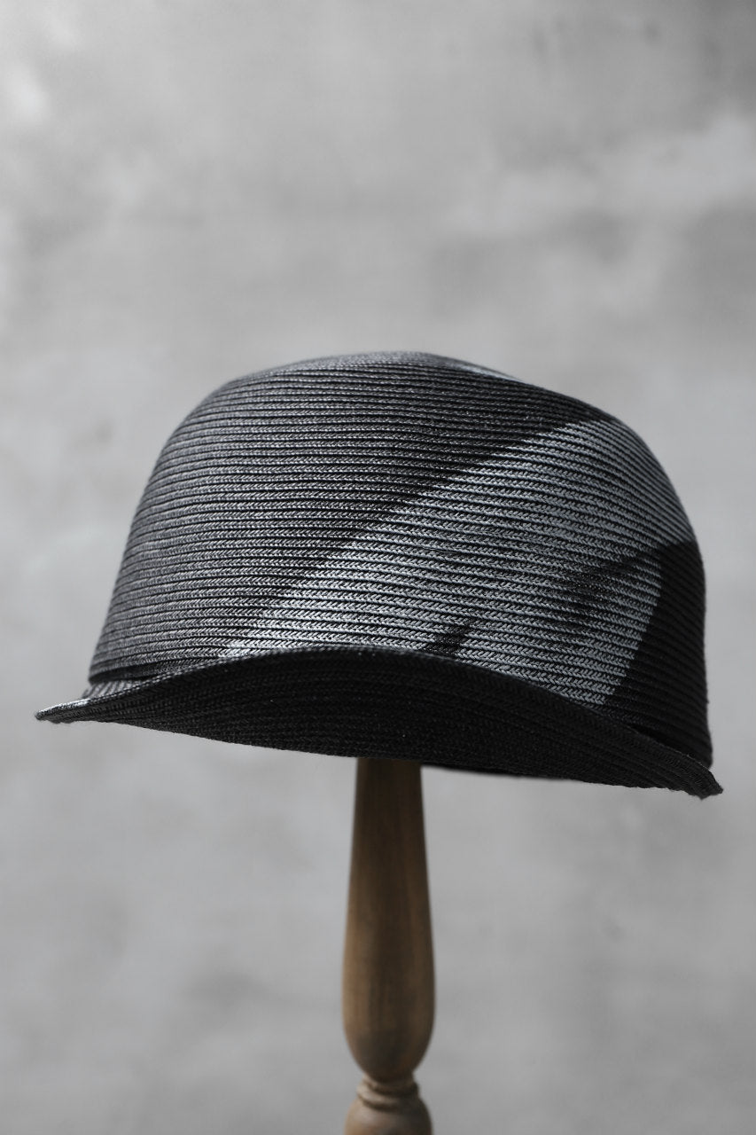Load image into Gallery viewer, KLASICA HAND PAINTED CAP / LIMITED HAND PAINT (BLACK x WHITE)