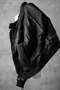 Load image into Gallery viewer, ISAMU KATAYAMA BACKLASH exclusive HIGH NECK BLOUSON / JP-TANNED HORSE