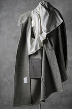 画像をギャラリービューアに読み込む, sus-sous foot guards great coat / W100 Harris melton raised washer (TOP GREY BEIGE)