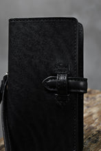 Load image into Gallery viewer, ISAMU KATAYAMA BACKLASH SMART PHONE CASE/PURSE / ITALY DOUBLE SHOULDER (BLACK)