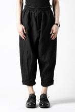 画像をギャラリービューアに読み込む, YUTA MATSUOKA easy darts pants / sofa linen (black)