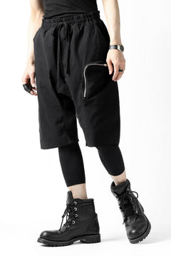 画像をギャラリービューアに読み込む, thomkrom RADICAL ZIP-POC DROPCROTCH SHORTS (BLACK)