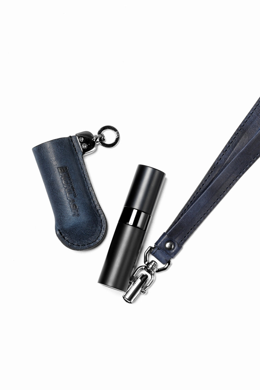 Load image into Gallery viewer, ISAMU KATAYAMA BACKLASH ATOMIZER NECK HOLDER / Italy Shoulder (BLUE)