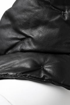 Load image into Gallery viewer, ISAMU KATAYAMA BACKLASH DOWN MUFFLER / KANGAROO + POLISH WHITE GOOSE (BLACK)