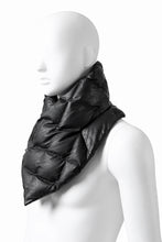 Load image into Gallery viewer, ISAMU KATAYAMA BACKLASH DOWN MUFFLER / KANGAROO + POLISH WHITE GOOSE (BLACK)