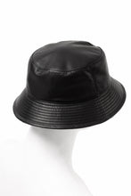 画像をギャラリービューアに読み込む, ISAMU KATAYAMA BACKLASH BUCKET HAT / MONOCHROME LUXURY STEER (BLACK)