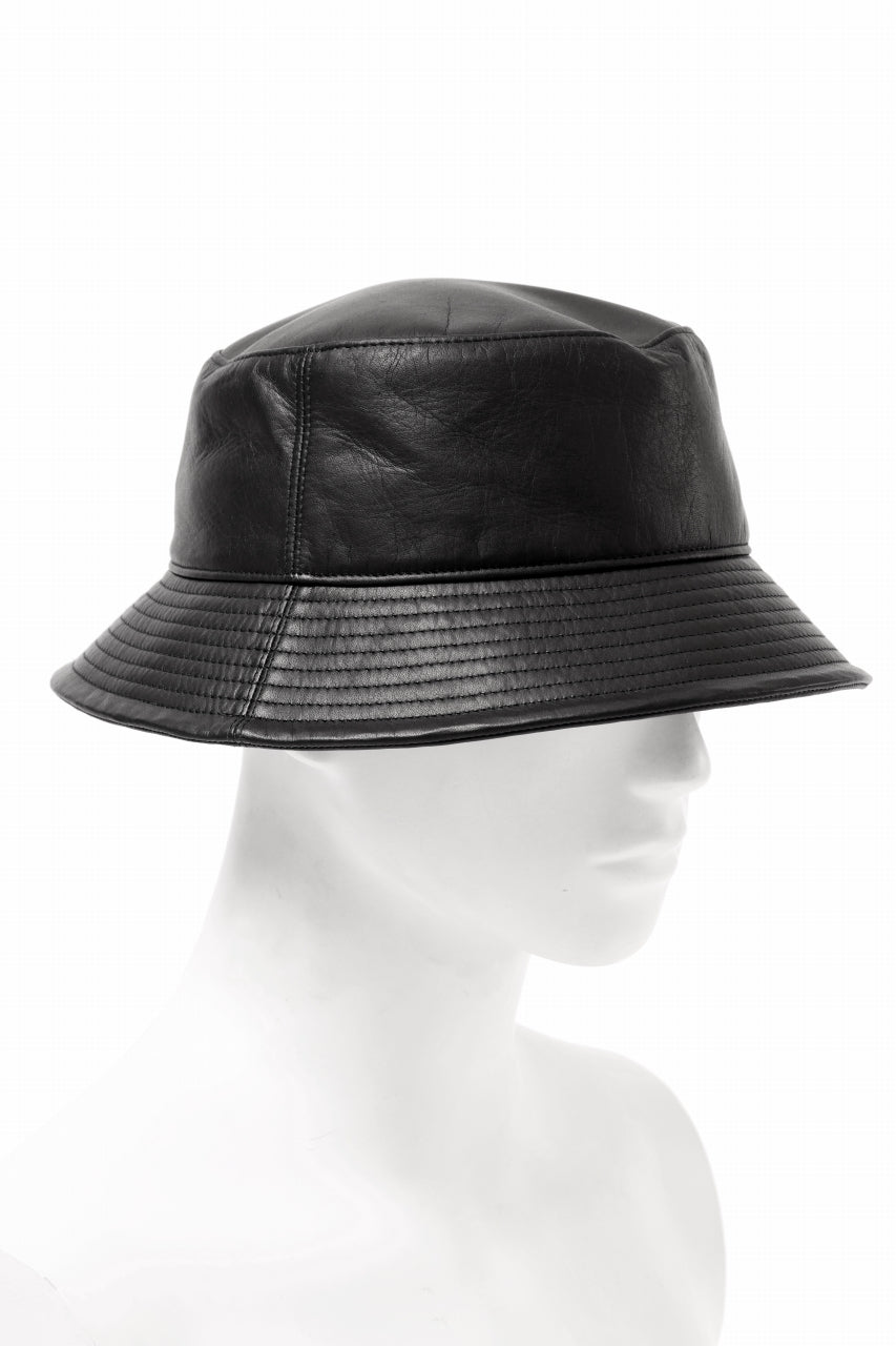 画像をギャラリービューアに読み込む, ISAMU KATAYAMA BACKLASH BUCKET HAT / MONOCHROME LUXURY STEER (BLACK)