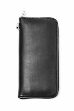 Load image into Gallery viewer, ISAMU KATAYAMA BACKLASH ROUND FASTNER WALLET / GUIDI HORSE BUTT (BLACK)