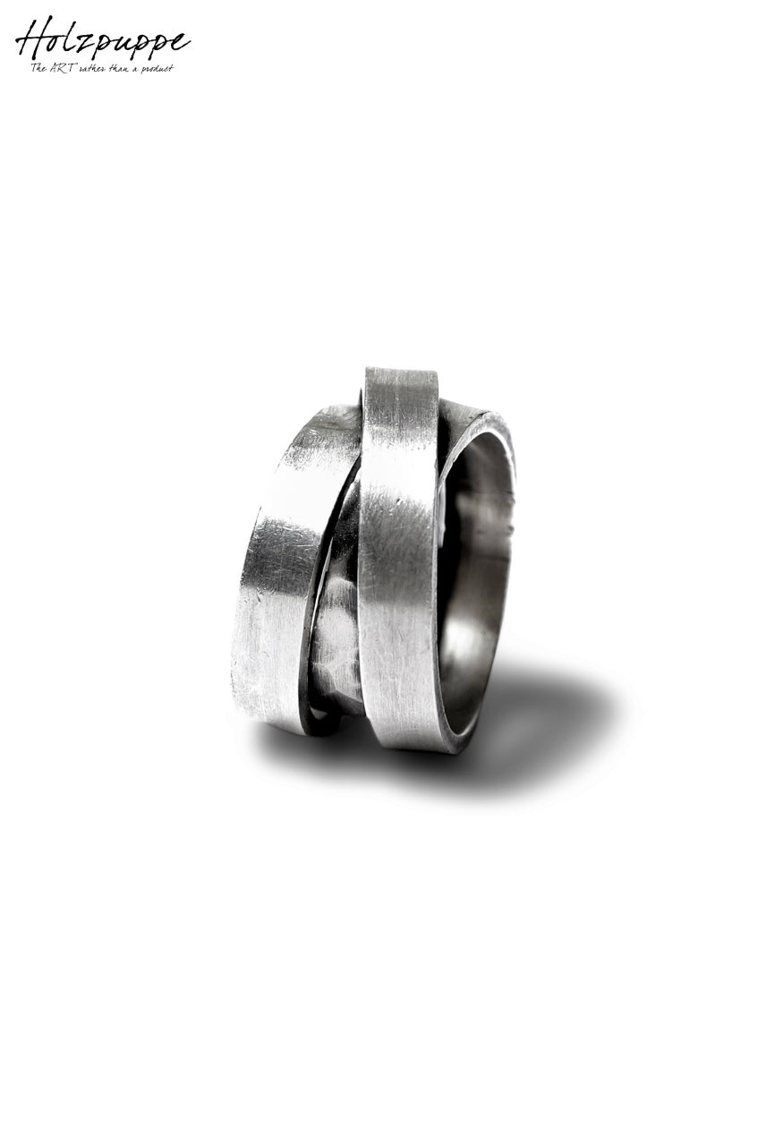 画像をギャラリービューアに読み込む, Holzpuppe Triple banded silver ring with unique texture