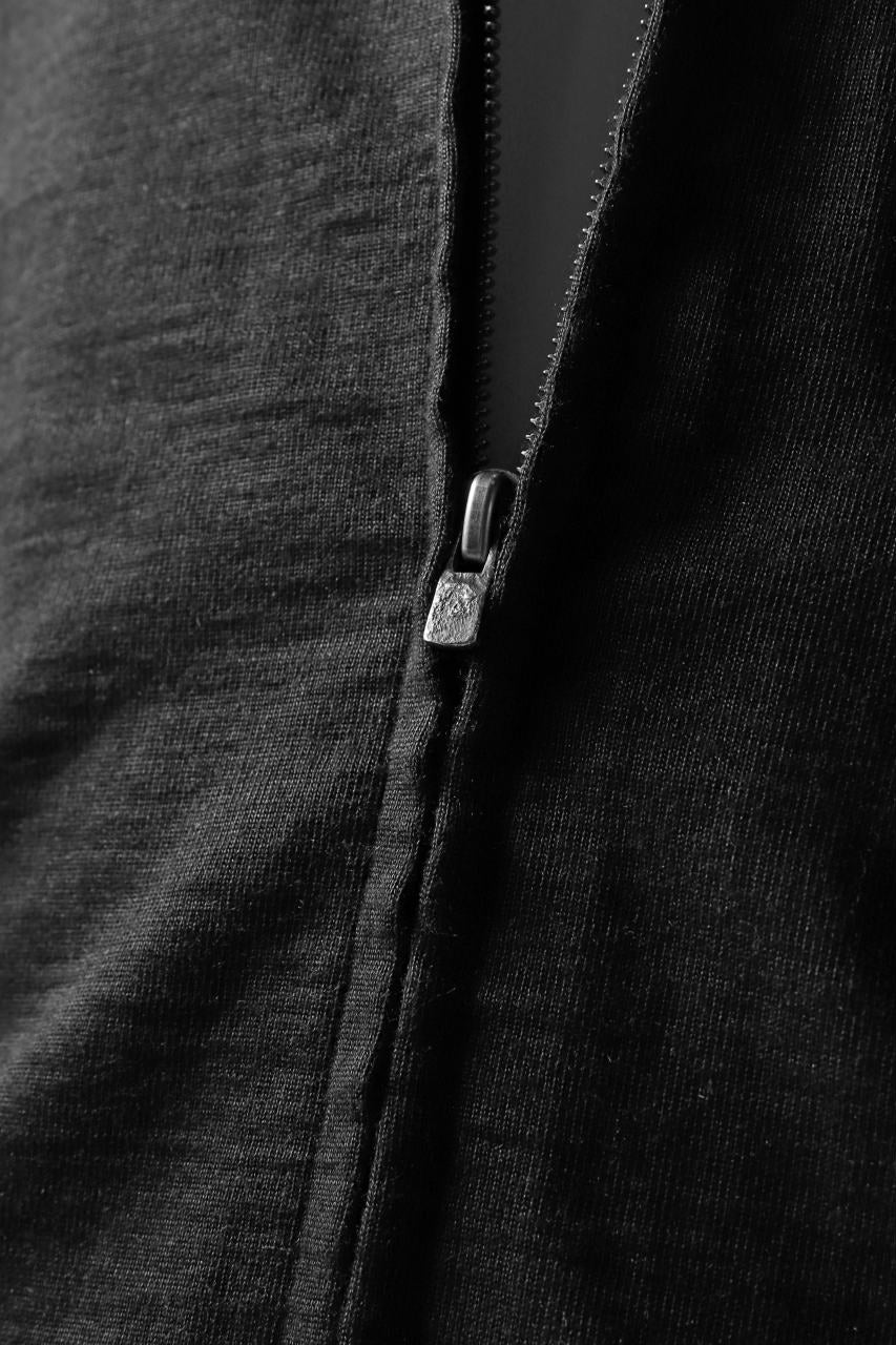 Load image into Gallery viewer, blackcrow set-in hoodie zip parka / cotton&ramie jersey (black)