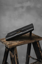 Load image into Gallery viewer, KLASICA LONG WALLET / TEMPESTI OILED COW BENDS LEATHER (BLACK)