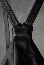 画像をギャラリービューアに読み込む, discord Yohji Yamamoto TUCKED LEATHER BACKPACK (BLACK)