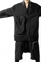 画像をギャラリービューアに読み込む, thomkrom RADICAL ZIP-POC TECH BOMBER JACKET (BLACK)